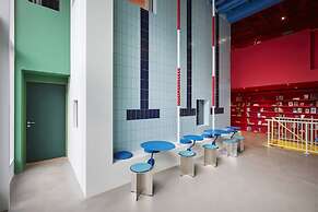 Hotel Not Hotel Rotterdam