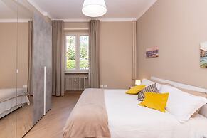 Cialdini Apartment near City Center