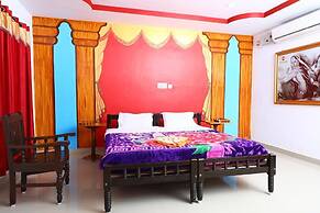 Royal House And Park