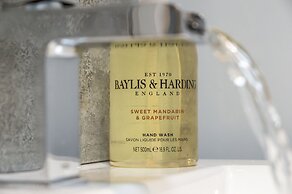 Tipyn O Haul - 1 Bed Apartment - Tenby