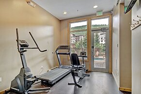 First Floor Condo, Outstanding Location - TX106 by Redawning