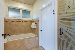 Nakoa Kai 3 Bedroom Home by RedAwning