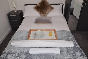 Beautiful 3-bed House in Wolverhampton