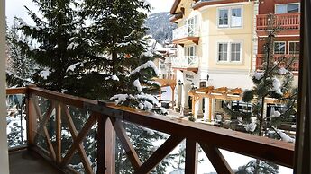 Fireside Lodge #215 by Bear Country