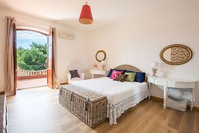 Villa del Rais by Wonderful Italy