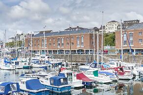 Marina View - 3 Bedroom - Milford Haven