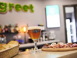 Greet Hotel Rennes Pace