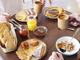 Greet Hotel Rennes Pace