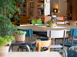 Greet Hotel Rennes Pace
