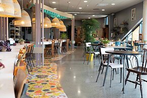 Greet Hotel Rennes Pace