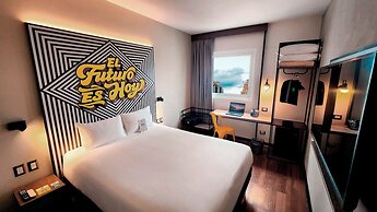 ibis Styles Lima San Isidro