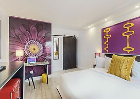 Hotel Zazz
