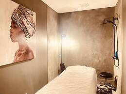 Hotel Zazz