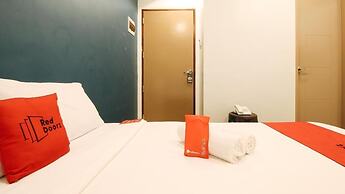 Reddoorz Plus at San Marcelino Malate