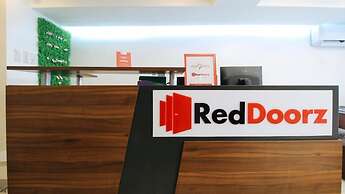 Reddoorz Plus at San Marcelino Malate