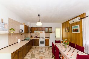 Rooms Ante