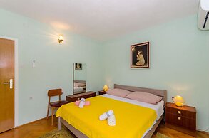 Rooms Ante