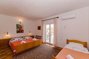 Rooms Ante