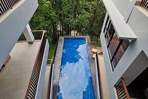 Radiance Hill View 10BR Villa with a Private heated swimming Pool