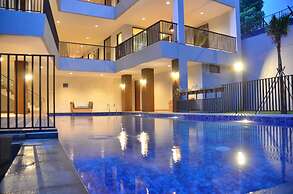 Radiance Hill View 10BR Villa with a Private heated swimming Pool