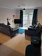 Dog Friendly - 4 Bed House - Sleeps 10 - Pool Table