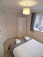 Dog Friendly - 4 Bed House - Sleeps 10 - Pool Table