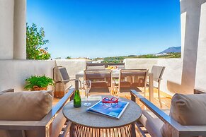 Sunset Golf Penthouse