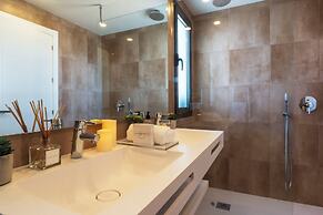 Sunset Golf Penthouse