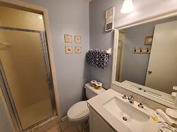 Summerhouse 433 2 Bedroom Condo by RedAwning