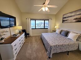 Summerhouse 433 2 Bedroom Condo by RedAwning
