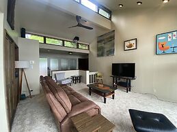 Pacific Nw Mid-century Modern Waterfront Gem Located On Raft Island 3 