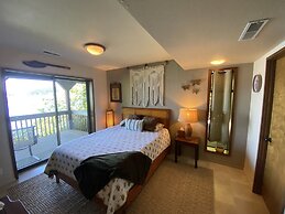 Pacific Nw Mid-century Modern Waterfront Gem Located On Raft Island 3 