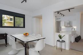 Athenian Black Villa