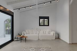 Athenian Black Villa