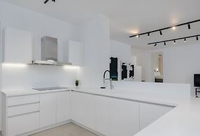 Athenian Black Villa