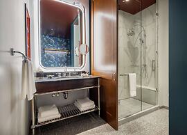 Canopy by Hilton Chicago Central Loop