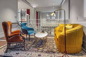 Canopy by Hilton Chicago Central Loop