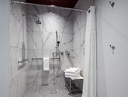 Canopy by Hilton Chicago Central Loop