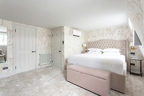 First Street III by Onefinestay