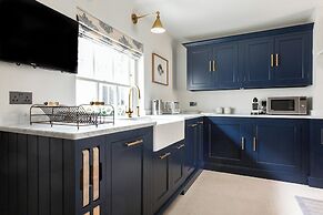 First Street III by Onefinestay