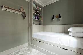 First Street III by Onefinestay