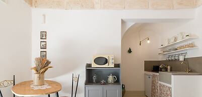 Cementine Traditional Suites