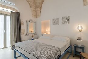 Cementine Traditional Suites