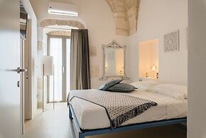 Cementine Traditional Suites