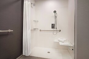 Courtyard by Marriott Fresno Clovis