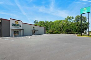 Quality Suites Wildwood - The Villages