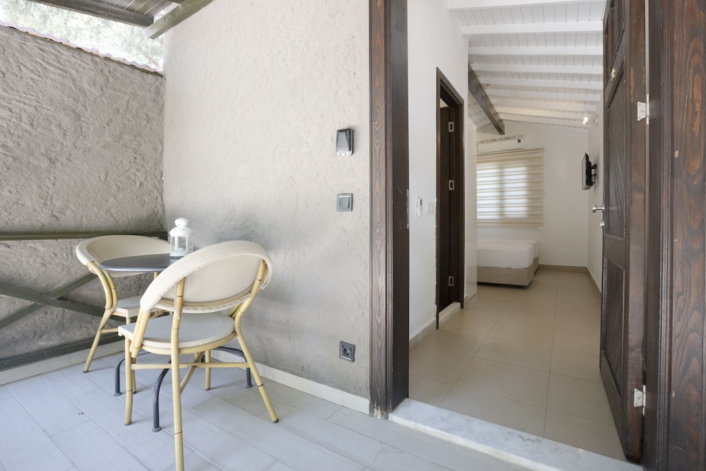 AEGEAN Apartments - Bungalows
