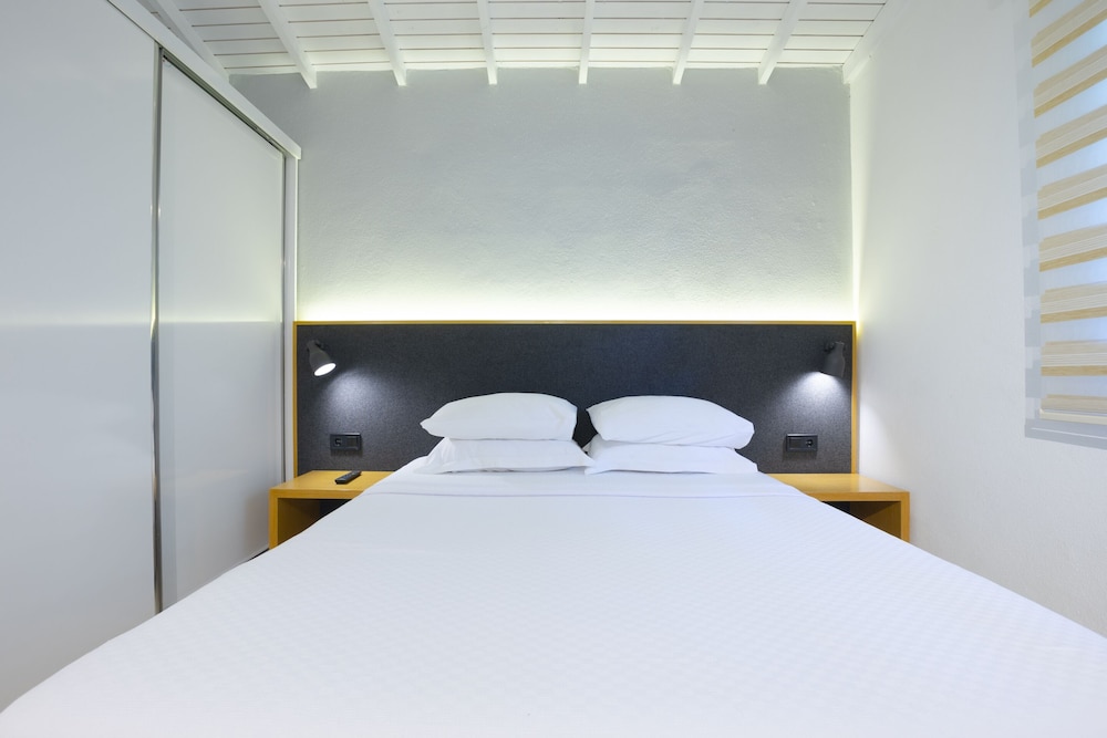 AEGEAN Apartments - Bungalows