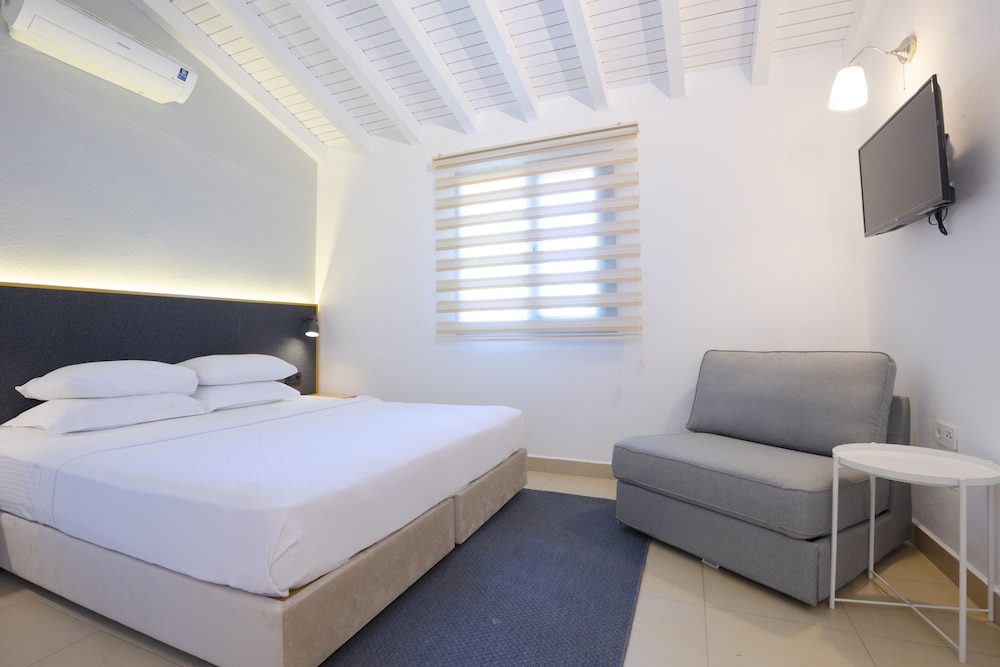 AEGEAN Apartments - Bungalows