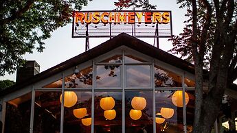 Ruschmeyers #17 - Dlx King